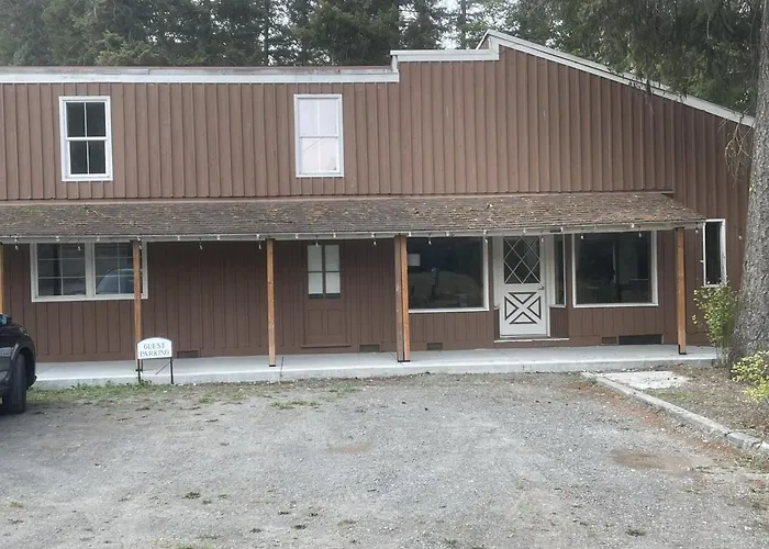 Wilderness West Resort Cabin 4