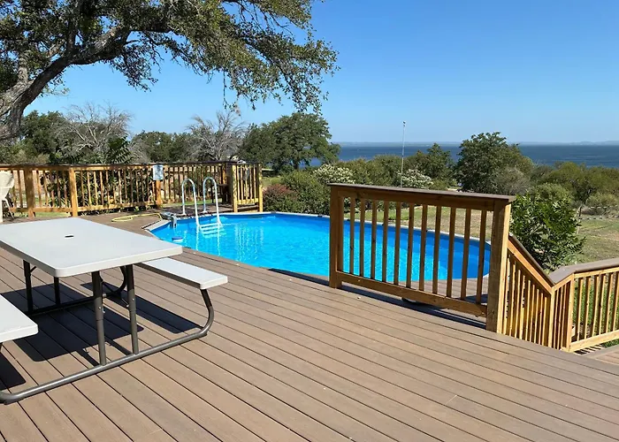 Luxurious Lakefront Estate: Spectacular Views And 600-Ft Private Jetty & Boat Ramp