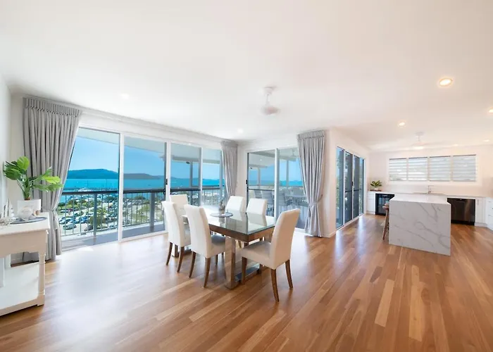 Airlie On Airlie 3 Bedroom