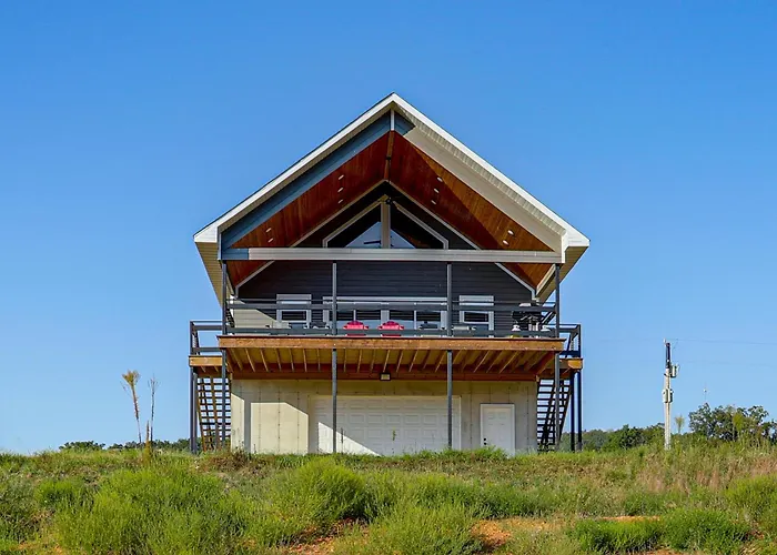 Ozarks Escape W/ River Views & Fire Pit