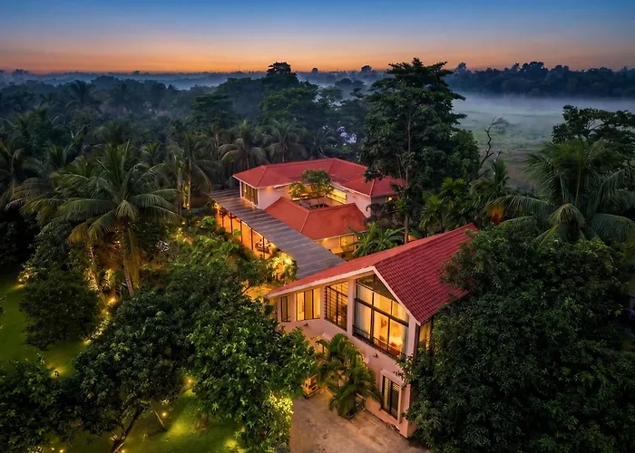 Ama Stays And Trails -Palm Meadows Villa,Kolkata