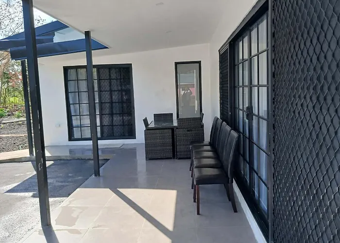 Cj Talofa Lava 3Br Villa - Savaii'S Historic Lava Fields & Oceanfront Retreat