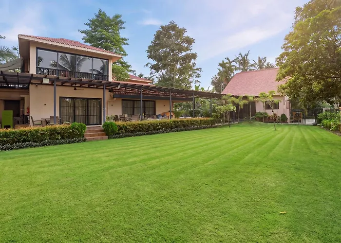 Ama Stays And Trails -Palm Meadows Villa,Kolkata