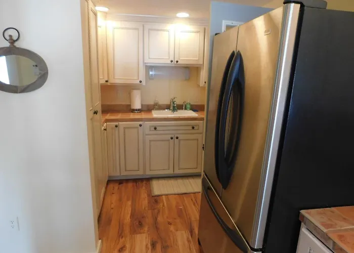 "The Beach House” On Lake Amnicon. Pet Friendly!