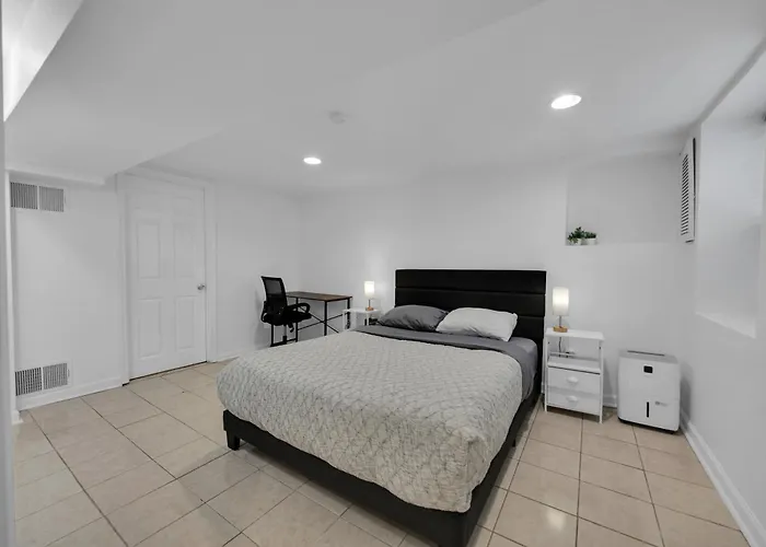 Superb 6 Bedroom House In Arlington Minutes To Dc And Pentagon