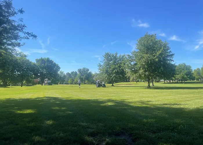 Luxury Golf Course Estate-Walk To Tennis Tournament