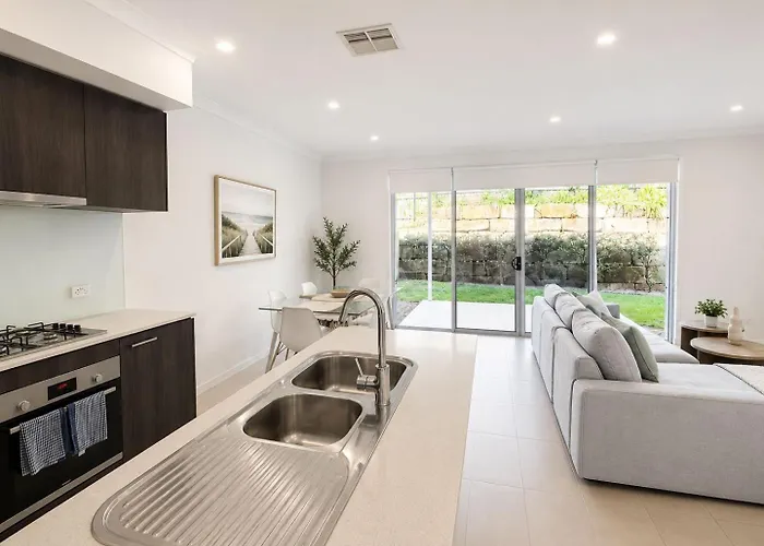 Hinterland Nook Stay Near Robina & Cbus
