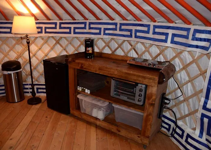 Unique Boulder Accommodation For Glamping In Utah