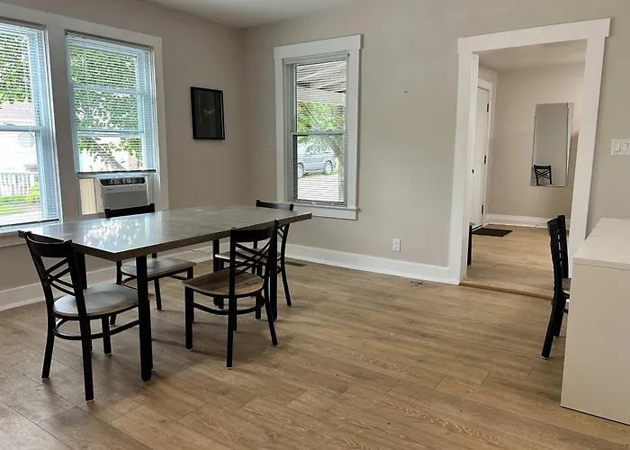 Corner Elm 2 Bedroom Family House In Historic Loveland