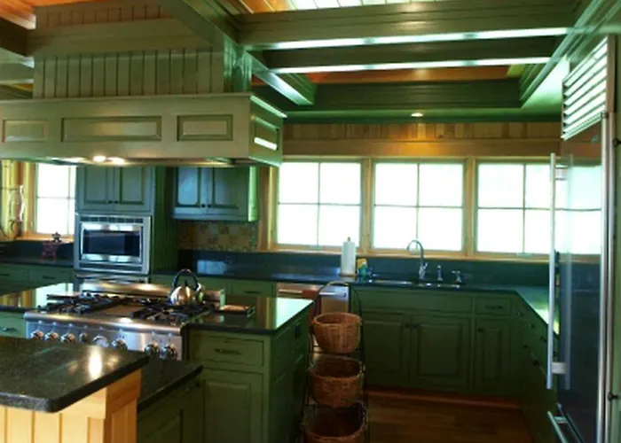 Green Mountains Cabin Rental With Attached Tree House In Vermont