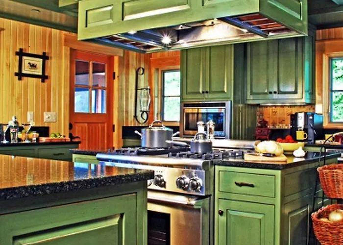 Green Mountains Cabin Rental With Attached Tree House In Vermont
