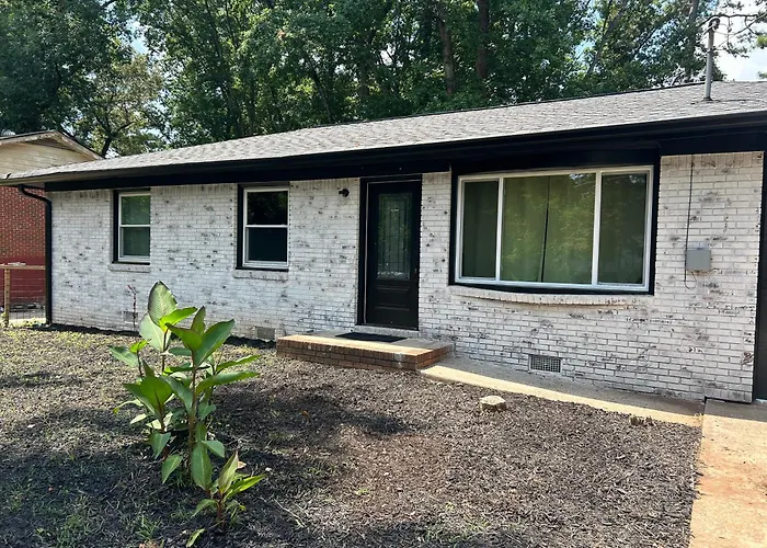Cozy Stay Near Atl Airport