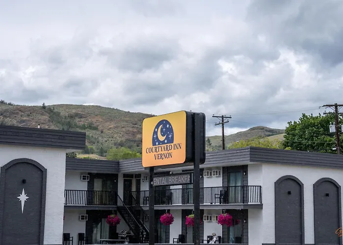 Courtyard Inn Vernon