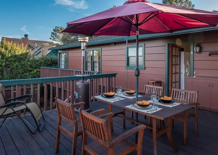 3759 Pacific Grove Retreat