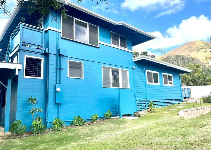 Serene Lanikai House Near The Beach Wfull Kitchen And Great Outdoor Space