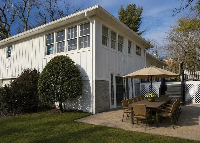 6Br Luxury Montclair Residence
