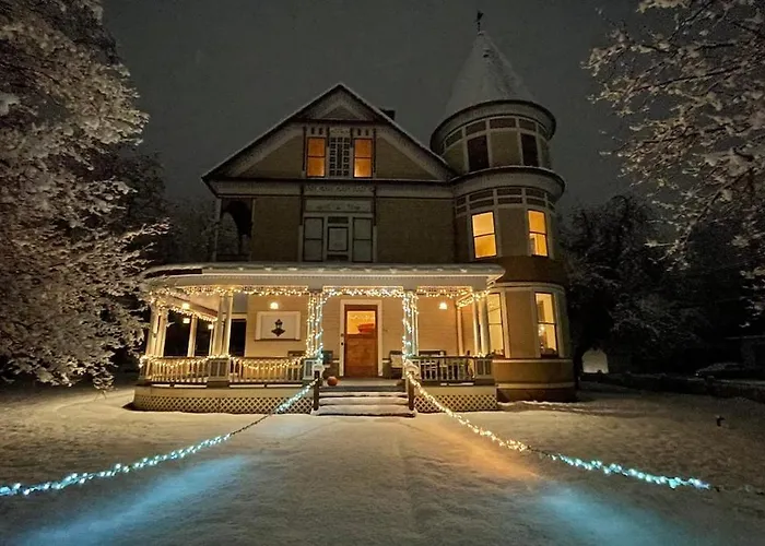 Victorian Mansion In Gold Mining Town