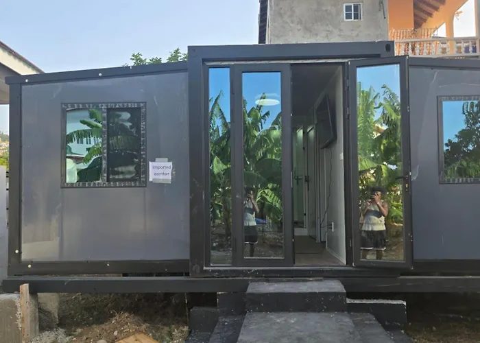 A-List Jamaican Comfort