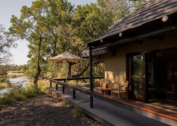 Inyati Game Lodge