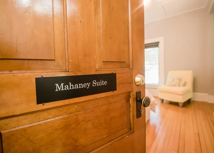 Mahaney Suite BW Boutique Hotel