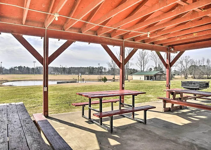 Newly Built Arab Abode Near Guntersville Lake