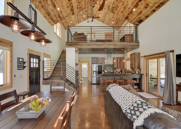 Riverfront Home W/ Bbq: 2 Mi To Downtown Gunnison!