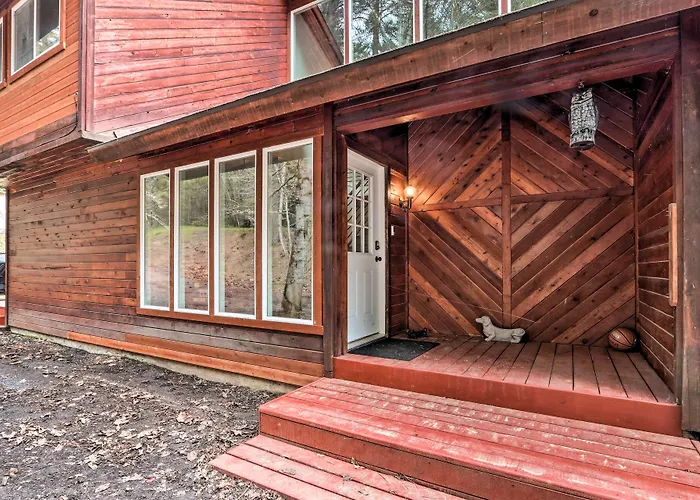 Spacious Sun-Up Bay Cabin, 20 Min To Downtown Cda!