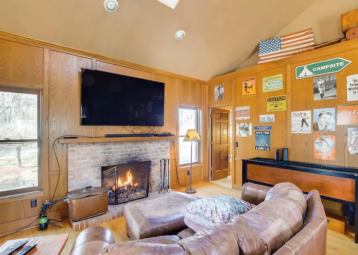 Spacious & Secluded Madison Home Near Dtwn!