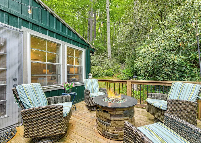 Highlands Vacation Rental - Walk To Main St!