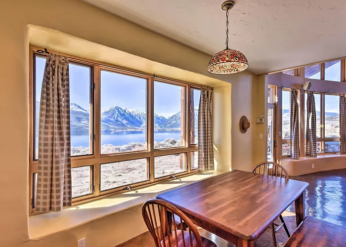 Luxe Twin Lakes House W/ Mountain & Lake Views!