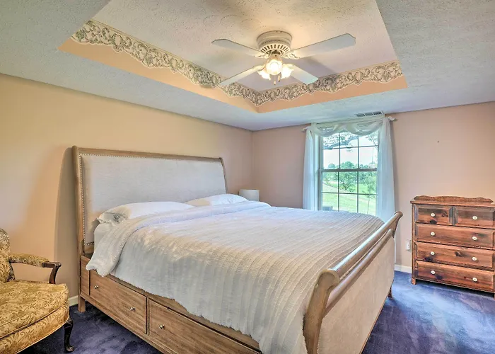 'Angler'S Ridge' Waterfront Family Getaway!