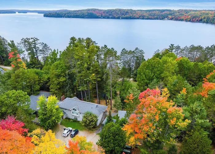 Muskoka Waterfront Retreat