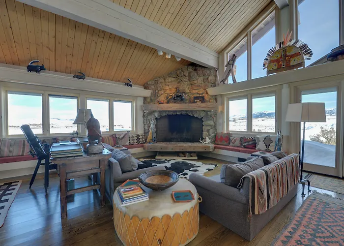 Cora Home W/ Mountain Views - Fishing On-Site!