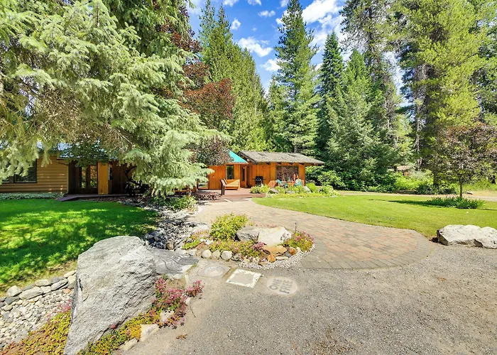 Unique Nordman Retreat 1 Mi To Priest Lake!