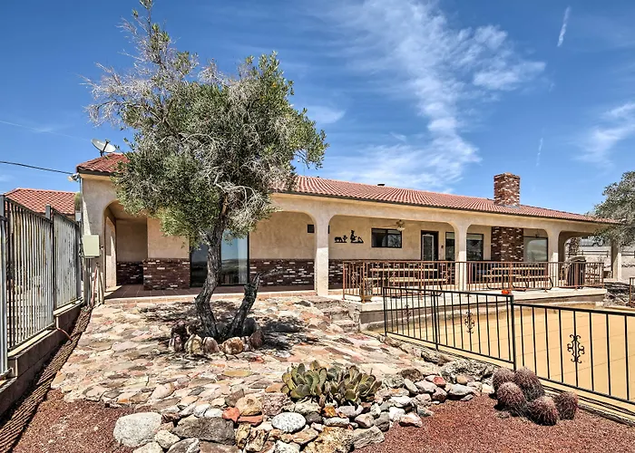 Bullhead City Home W/ Private Pool, Hot Tub & View
