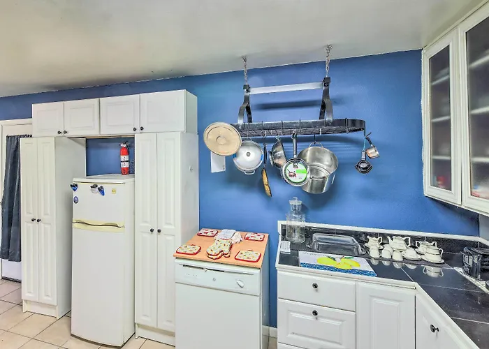 Gulf Coast Home < 2 Mi To Parks & Museums!