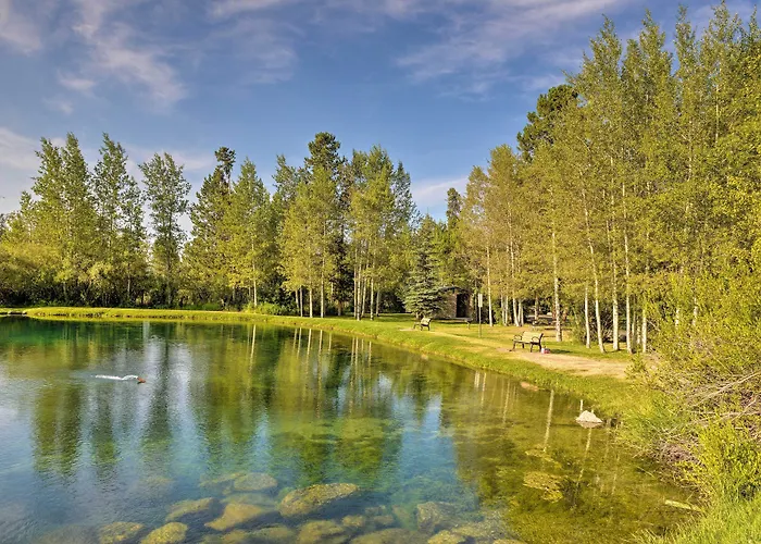 Cozy Wy Home: Rivers, Lakes, Mountains, Wildlife