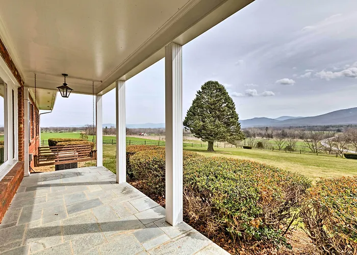 Quaint Elkton Home Near Shenandoah National Park!