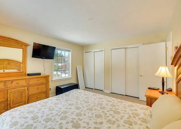 Homey Windham Condo: Hike & Ski The Catskill Mtns!