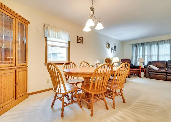 Clear Lake Vacation Home Rental - Pet Friendly!