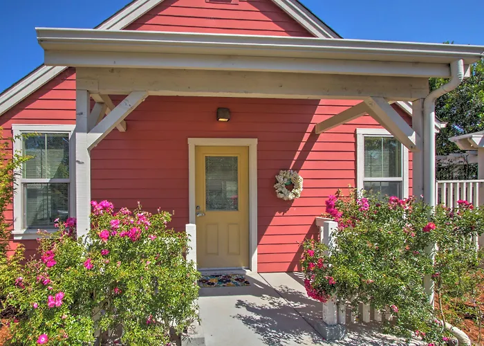 Serene Bungalow-Style Home In Point Reyes Station!