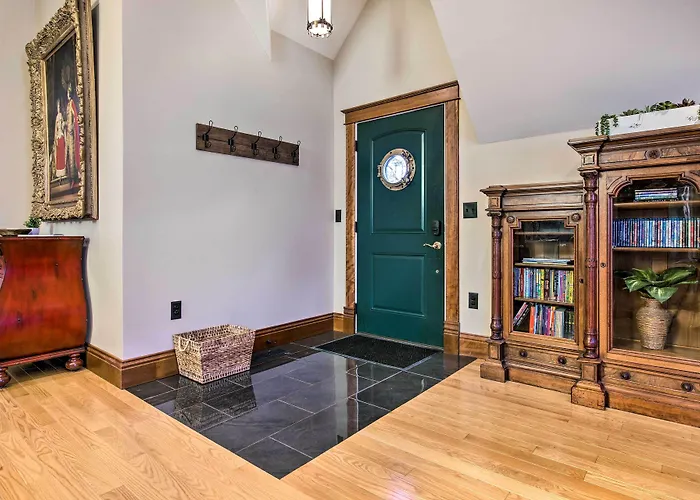 Historic Guest House On Castle Kimble Estate!