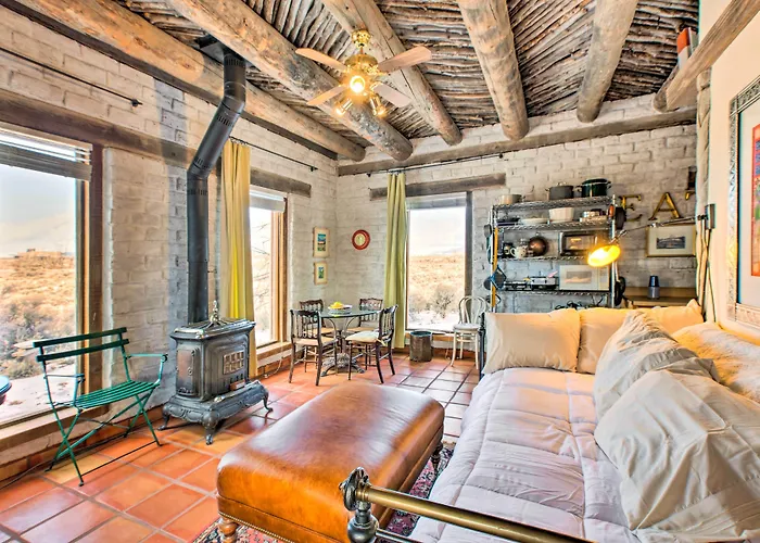 Casita Vacation Rental Near Taos W/ Patio!