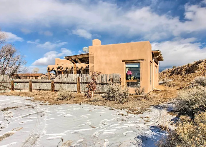 Casita Vacation Rental Near Taos W/ Patio!