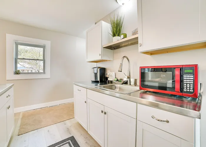Cozy Lewiston Home - Near Lakes & Restaurants!