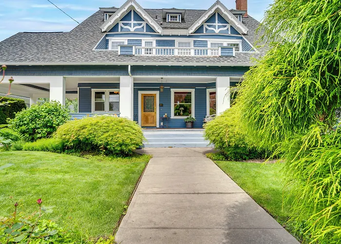 Wine Country Home With Yard; Walk To Downtown!