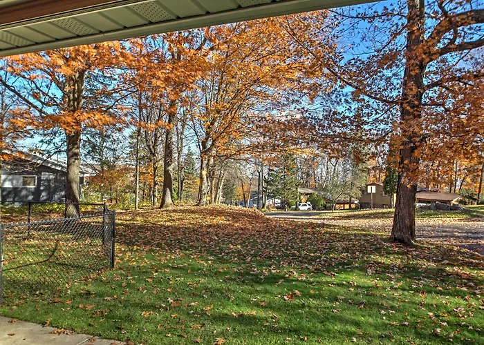 Quaint Duluth Hideaway W/ Private Fenced-In Yard!