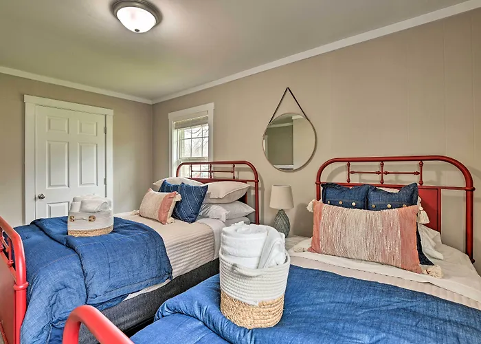 Cozy Murfreesboro Home W/ Furnished Patio!