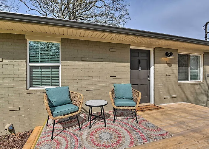 Cozy Murfreesboro Home W/ Furnished Patio!