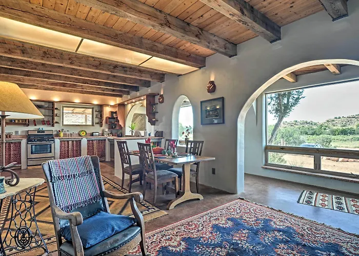 Secluded San Ysidro House W/ Desert Views!